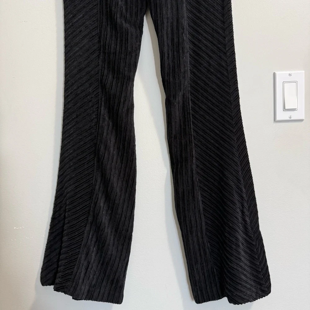 Free People Slim Pull-On Velvet Flare Pants Black - Picture 9 of 16